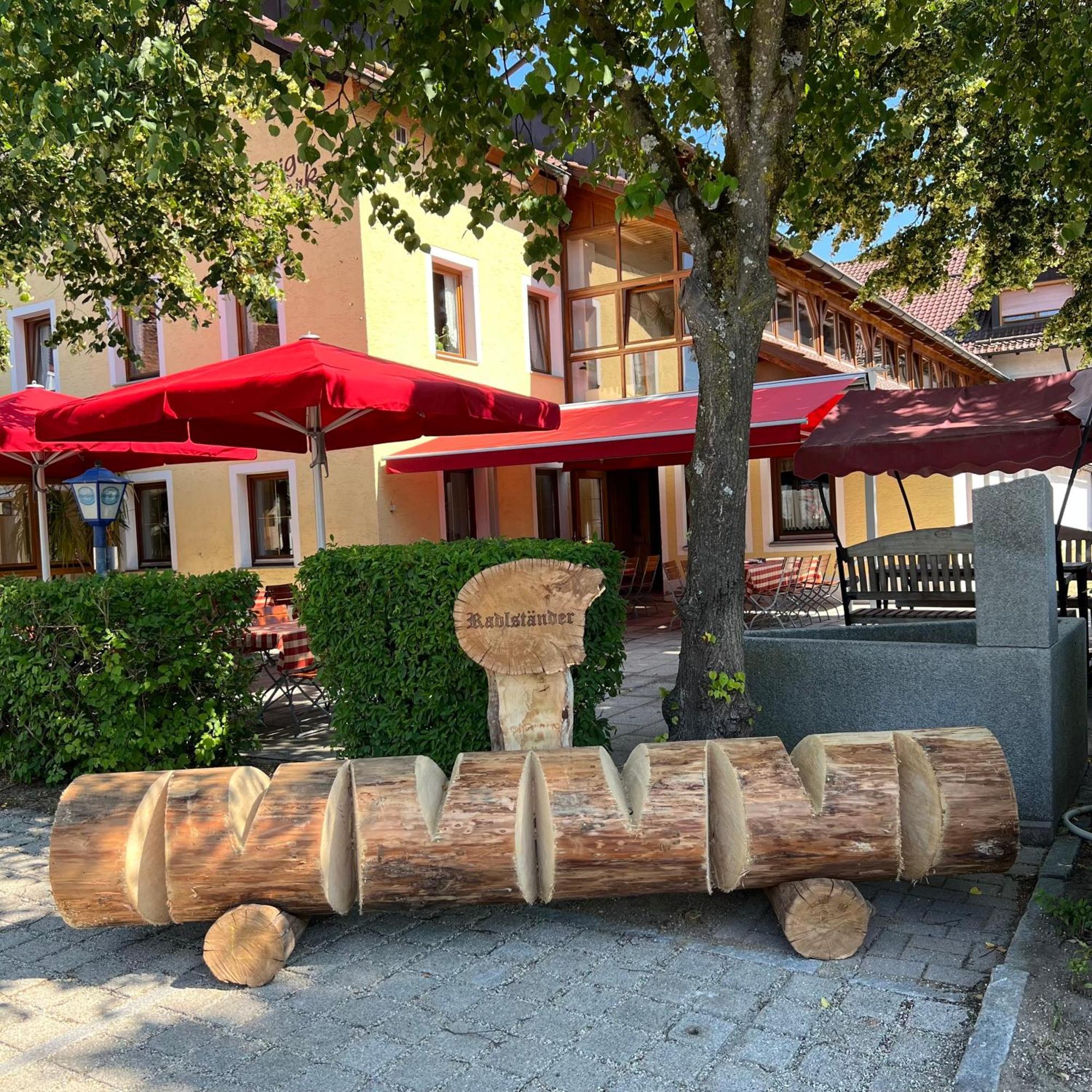 Landgasthof Hotel Zwickl Deggendorf Buitenkant foto